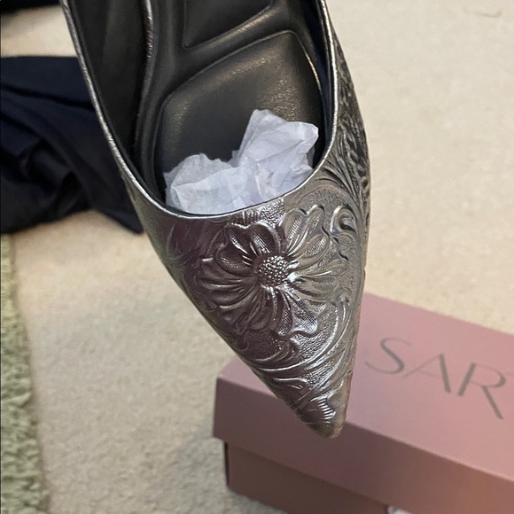 SARTO By Franco Sarto Silver Embossed Heels - Picture 6 of 10